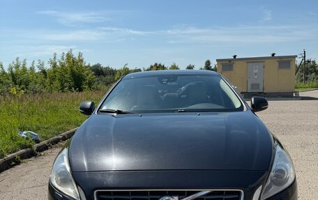 Volvo S60 III, 2011 год, 920 000 рублей, 2 фотография
