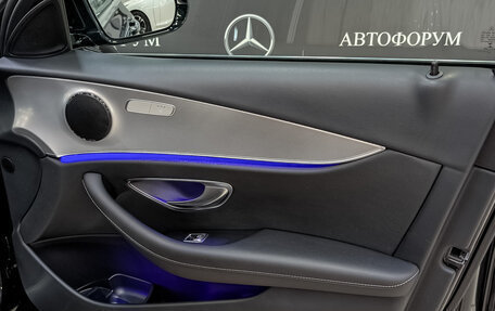 Mercedes-Benz E-Класс, 2019 год, 4 990 000 рублей, 24 фотография