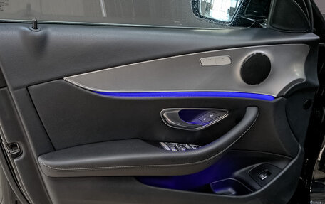 Mercedes-Benz E-Класс, 2019 год, 4 990 000 рублей, 19 фотография