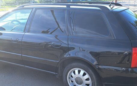 Audi A4, 2000 год, 550 000 рублей, 2 фотография