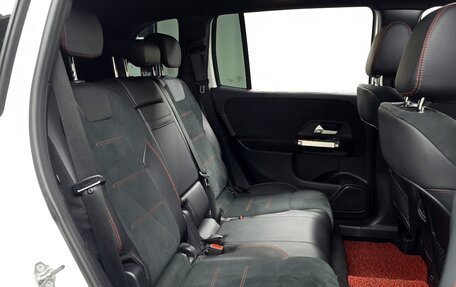 Mercedes-Benz GLB, 2021 год, 2 083 000 рублей, 9 фотография
