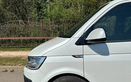 Volkswagen Multivan T6 рестайлинг, 2019 год, 5 777 000 рублей, 5 фотография