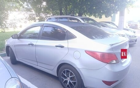Hyundai Solaris II рестайлинг, 2014 год, 650 000 рублей, 4 фотография