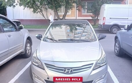 Hyundai Solaris II рестайлинг, 2014 год, 650 000 рублей, 5 фотография