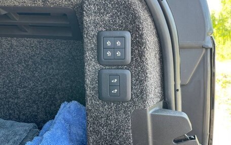 Land Rover Range Rover IV рестайлинг, 2018 год, 9 800 000 рублей, 11 фотография