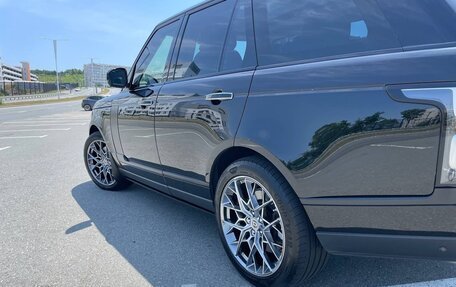 Land Rover Range Rover IV рестайлинг, 2018 год, 9 800 000 рублей, 14 фотография