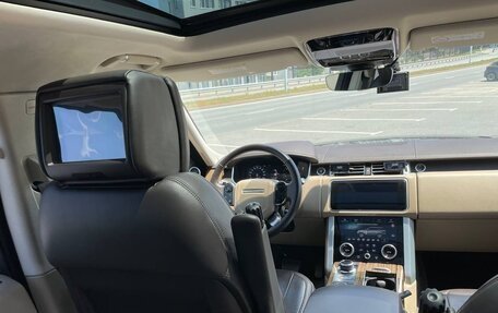 Land Rover Range Rover IV рестайлинг, 2018 год, 9 800 000 рублей, 21 фотография