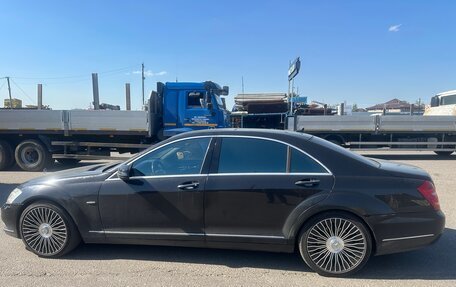 Mercedes-Benz S-Класс, 2013 год, 2 350 000 рублей, 2 фотография