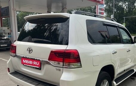 Toyota Land Cruiser 200, 2015 год, 5 500 000 рублей, 6 фотография