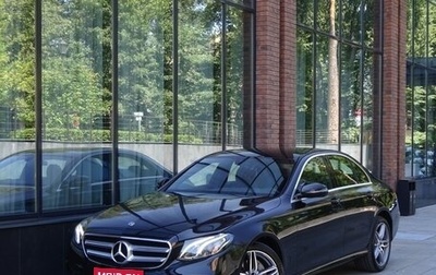 Mercedes-Benz E-Класс, 2020 год, 5 300 000 рублей, 1 фотография