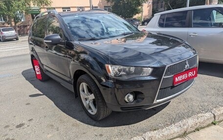 Mitsubishi Outlander III рестайлинг 3, 2010 год, 1 100 000 рублей, 1 фотография