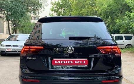 Volkswagen Tiguan II, 2019 год, 2 475 000 рублей, 14 фотография
