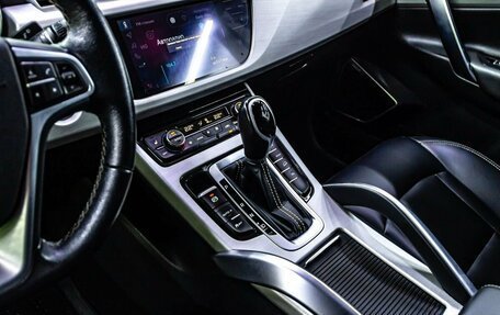 Geely Atlas I, 2020 год, 1 750 000 рублей, 21 фотография