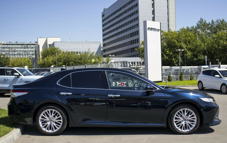 Toyota Camry, 2019 год, 2 816 000 рублей, 4 фотография