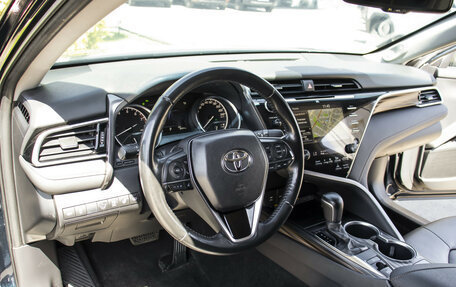 Toyota Camry, 2019 год, 2 816 000 рублей, 18 фотография