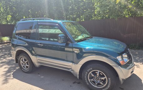 Mitsubishi Pajero III рестайлинг, 2001 год, 995 000 рублей, 3 фотография
