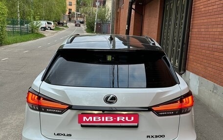 Lexus RX IV рестайлинг, 2021 год, 6 500 000 рублей, 9 фотография