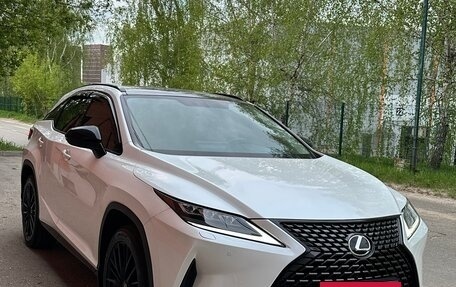 Lexus RX IV рестайлинг, 2021 год, 6 500 000 рублей, 4 фотография