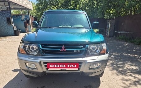 Mitsubishi Pajero III рестайлинг, 2001 год, 995 000 рублей, 2 фотография
