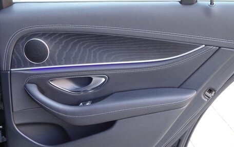 Mercedes-Benz E-Класс, 2020 год, 5 300 000 рублей, 34 фотография