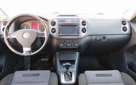 Volkswagen Tiguan I, 2009 год, 950 000 рублей, 12 фотография