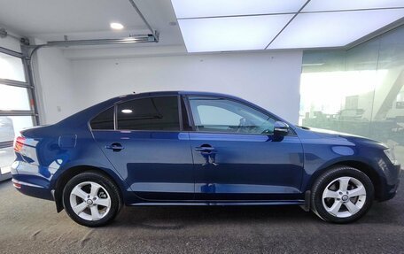 Volkswagen Jetta VI, 2011 год, 1 050 000 рублей, 5 фотография