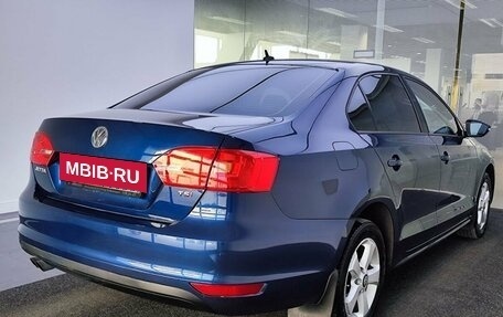 Volkswagen Jetta VI, 2011 год, 1 050 000 рублей, 6 фотография
