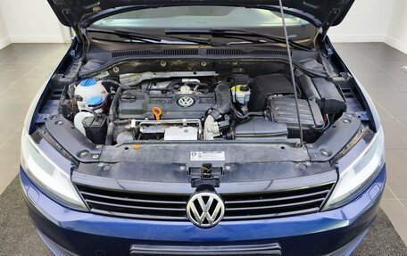 Volkswagen Jetta VI, 2011 год, 1 050 000 рублей, 11 фотография