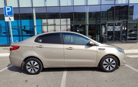 KIA Rio III рестайлинг, 2014 год, 790 000 рублей, 5 фотография