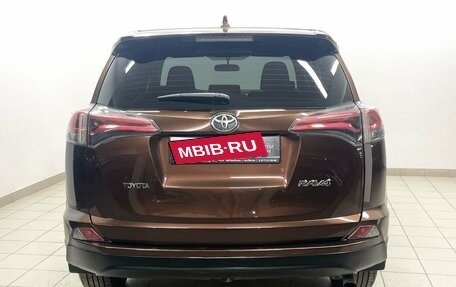 Toyota RAV4, 2016 год, 1 770 000 рублей, 4 фотография