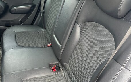 Hyundai ix35 I рестайлинг, 2013 год, 1 000 000 рублей, 6 фотография
