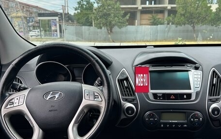 Hyundai ix35 I рестайлинг, 2013 год, 1 000 000 рублей, 5 фотография