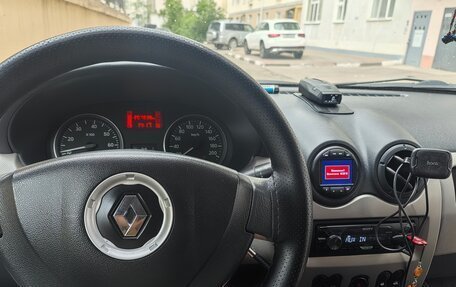 Renault Logan I, 2011 год, 570 000 рублей, 3 фотография
