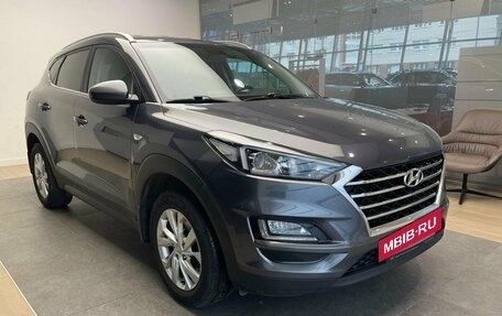 Hyundai Tucson III, 2019 год, 2 250 000 рублей, 2 фотография