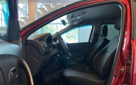 Renault Sandero II рестайлинг, 2016 год, 885 000 рублей, 16 фотография