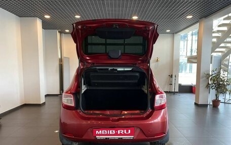 Renault Sandero II рестайлинг, 2016 год, 885 000 рублей, 34 фотография