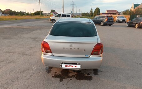 Toyota Platz, 2001 год, 320 000 рублей, 2 фотография