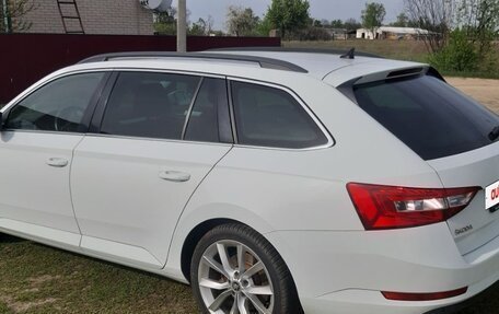 Skoda Superb III рестайлинг, 2017 год, 1 560 000 рублей, 4 фотография