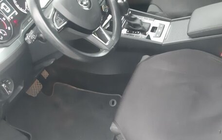 Skoda Superb III рестайлинг, 2017 год, 1 560 000 рублей, 19 фотография