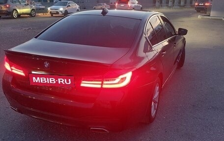 BMW 5 серия, 2018 год, 2 000 000 рублей, 2 фотография