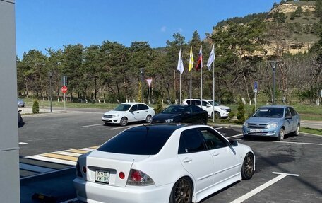 Toyota Altezza, 2001 год, 690 000 рублей, 8 фотография