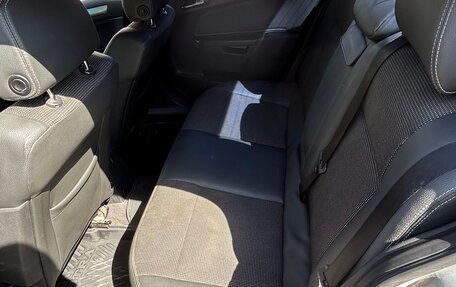 Opel Astra H, 2008 год, 580 000 рублей, 18 фотография