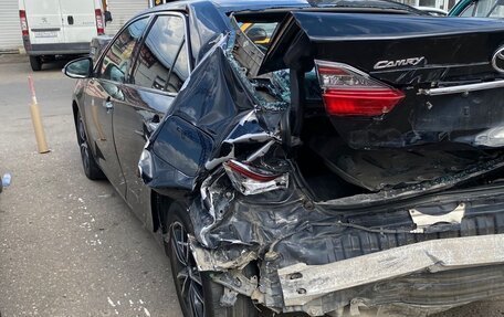 Toyota Camry, 2017 год, 1 800 000 рублей, 7 фотография