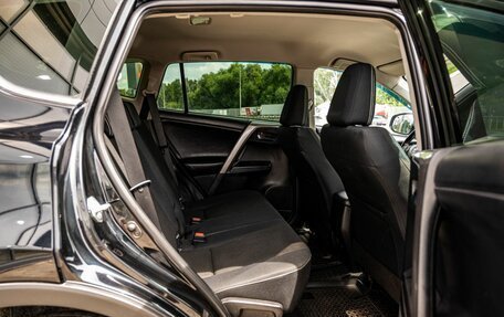 Toyota RAV4, 2017 год, 2 400 000 рублей, 13 фотография
