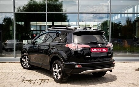 Toyota RAV4, 2017 год, 2 400 000 рублей, 6 фотография