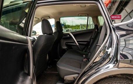Toyota RAV4, 2017 год, 2 400 000 рублей, 14 фотография