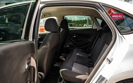 Volkswagen Polo VI (EU Market), 2011 год, 700 000 рублей, 14 фотография