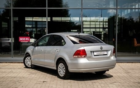 Volkswagen Polo VI (EU Market), 2011 год, 700 000 рублей, 6 фотография