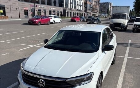 Volkswagen Polo VI (EU Market), 2020 год, 1 450 000 рублей, 2 фотография