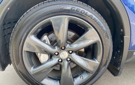 Infiniti QX70, 2014 год, 2 400 000 рублей, 38 фотография